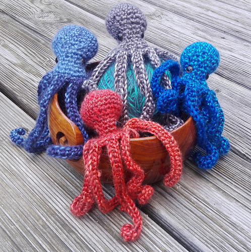 Mister Octopus the Amigurumi - Ausynja