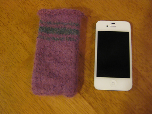 Easy Felted iPhone / iPod Sock photo 8