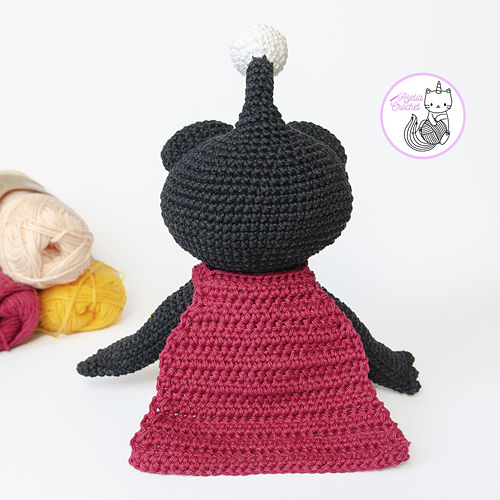 Nibbler Futurama Amigurumi - Emma Raymond