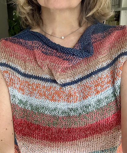 Summer Scrap Yarns Top photo 4