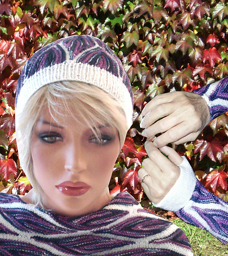 Magyar Zene hat and wrist warmers photo 1