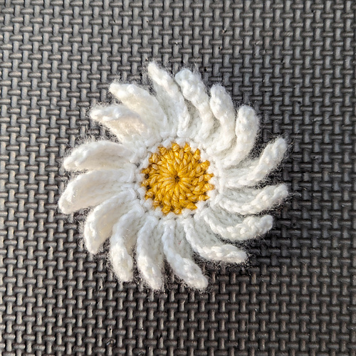 Ravelry: Oxeye Daisy pattern by Dedri Uys