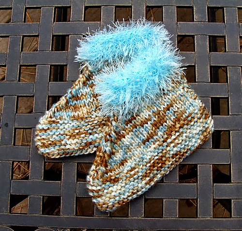 Fuzzy Cuff Ladies Slippers photo 3