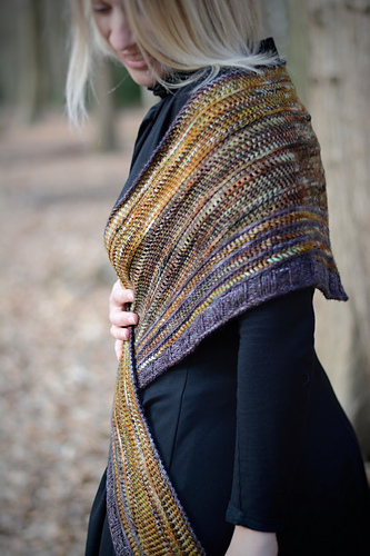 Sjal som går rundt - Beatrice Mase