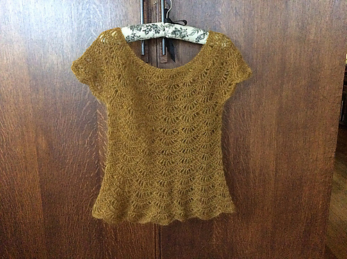 Sjøglans Top - Rebecca Averill