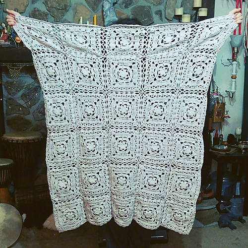 Lacy Flower Granny Square photo 7