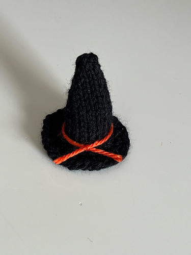 Little Witch's Hat - Halloween Decoration photo 4