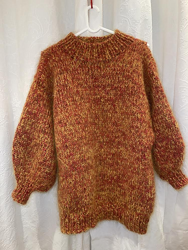 Gatelangs Genser - Erica Berntsen