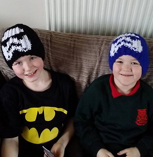 The Force Awakens - His & Hers Toques photo 2