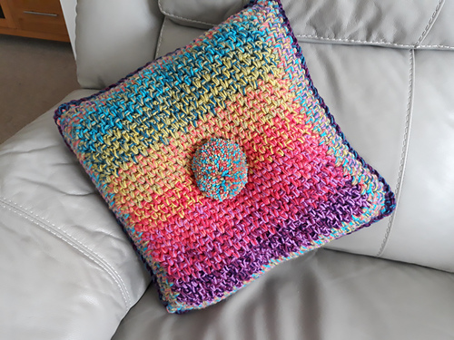 Crochet Linen Stitch Cushion photo 1