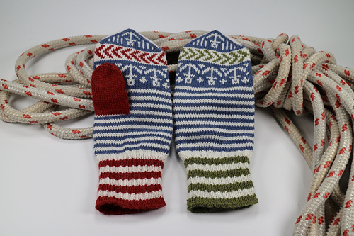 Styrbord og babord votter - Wenche Magerøy