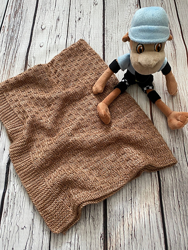 Nikolais babyteppe - Bitta Mikkelborg