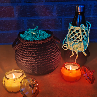 Ravelry: Cauldron Pouch and Bottle Holder Bag pattern by Blueberry Hooked
