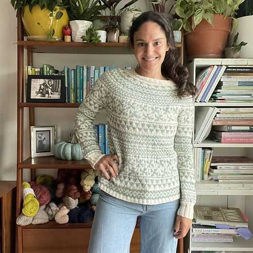 Ravelry: Pinwheels Pullover pattern by Annie Lupton