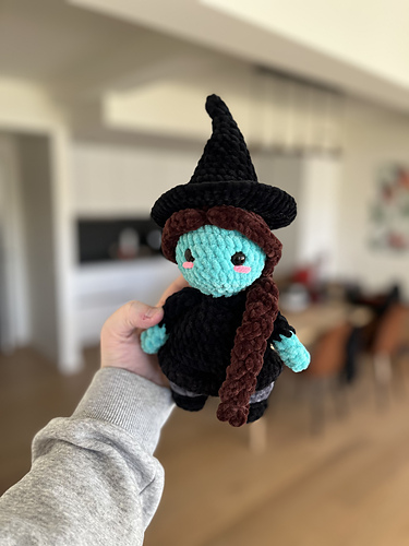 Green Witch photo 4