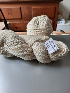 This cream wool was too thick, a pity because I liked the structure