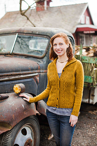 Ravelry: Reverb pattern by Tanis Lavallee