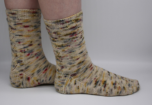 Ravelry: Shell Sock pattern by Antonia Stonell