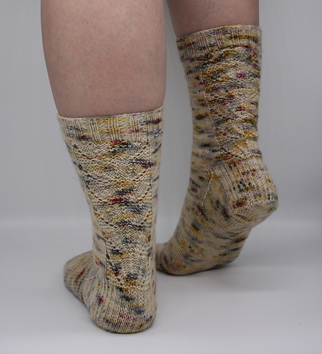 Ravelry: Shell Sock pattern by Antonia Stonell