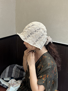 Color: 2