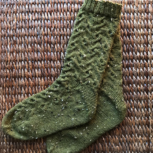 Ravelry Pickle Socks pattern by Yarn Treats
