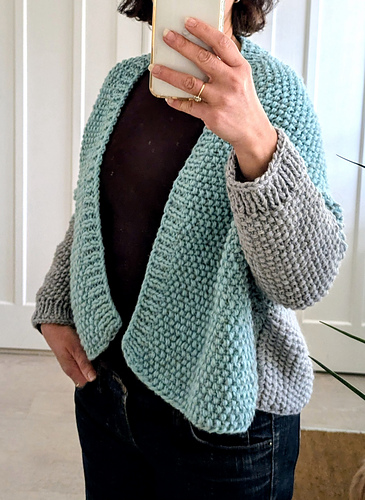 Ravelry: Gradient Seeds Cardigan pattern by Camelia Mit