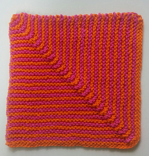 Ravelry: CandyG's Mitered square dishcloth