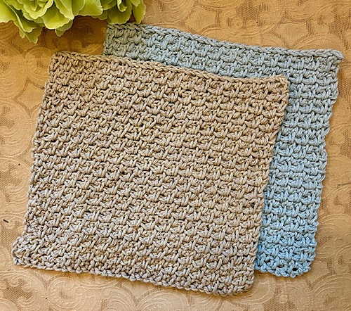 Ravelry: Moss Stitch Wash Cloth pattern by Pam Carr