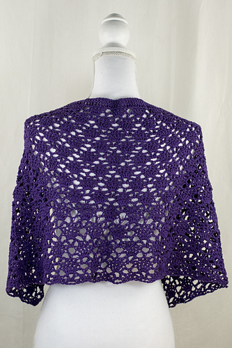 Crown Capelet photo 4