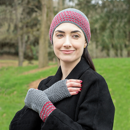 Houndstooth Hat & Fingerless Gloves photo 1