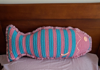 Ravelry: Gary the garish garfish cushion pattern by Marzipans bakery
