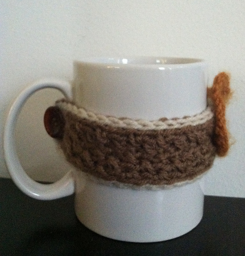 Crochet Mug Cozy with Fall Leaf photo 3