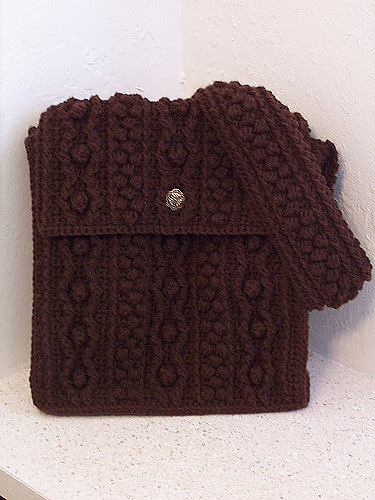 Bobbling Along Aran Tote photo 2