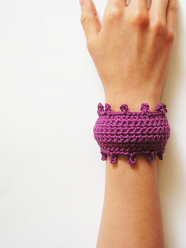 Stuffed crochet bracelet photo 1