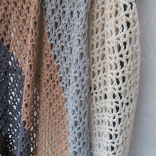 Ravelry Harvest Blanket pattern by Clare Blowers