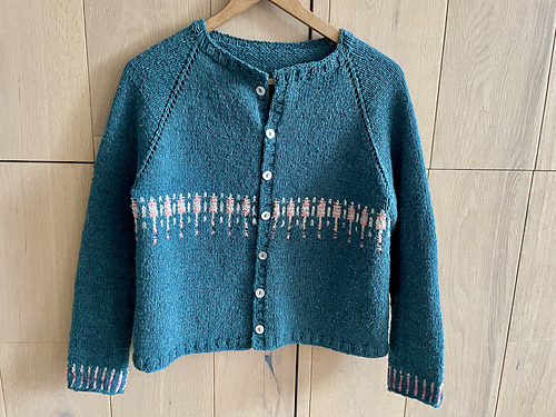 Ravelry: Lily cardigan pattern by Claudia Hulshof