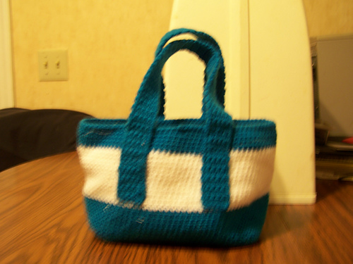 My Little Tote Around photo 4