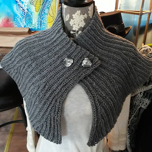 Ravelry Colleen's Outlander Capelet pattern by Colleen Radford