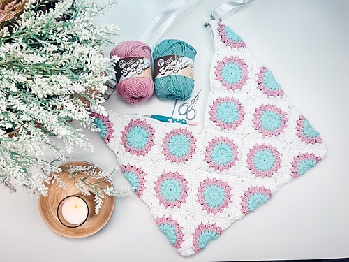 Granny Square Flower Bag photo 2