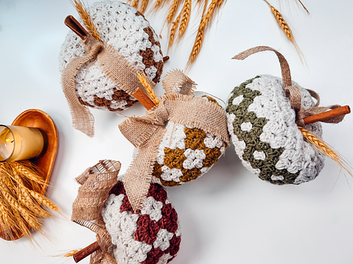 Diamond Granny Stitch Crochet Pumpkin photo 9
