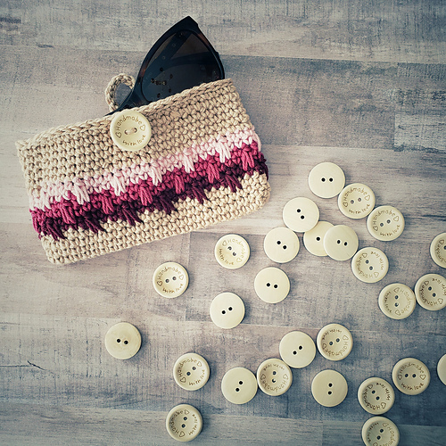 Spiked Glasses Case photo 3