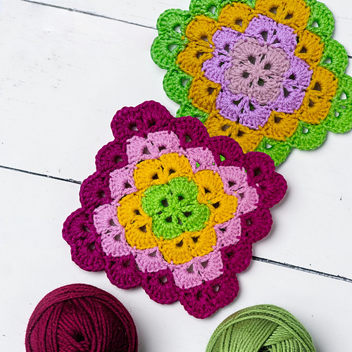 Shell Stitch Granny Square