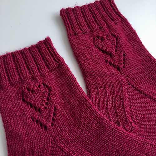 I'm knitting a top down cardigan and I want to add this heart