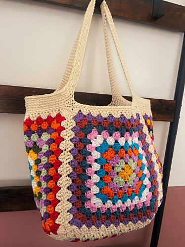 Granny Square Strandveske - Catherine Neil