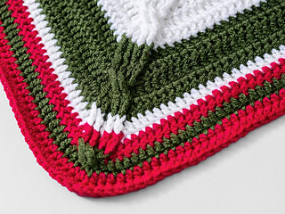 Classic Cable Star Christmas Tree Skirt made with Sprightly Acrylic Yarn