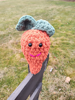 Ravelry: Carrot Stuffy pattern by Katelyn Rader