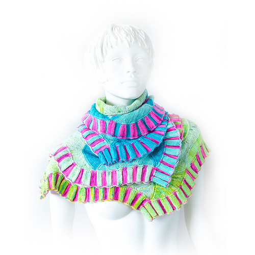 Ravelry Loch Lochy pattern by Ursa Major Knits