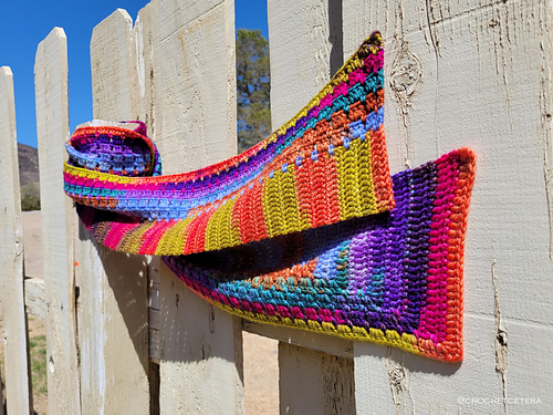Chroma Story Scarf