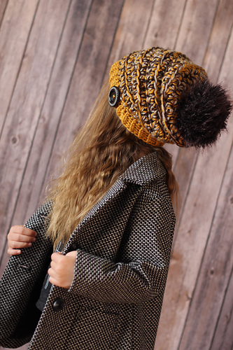 Ravelry: The 62 Minutes Hat pattern by Viktoria Gogolak