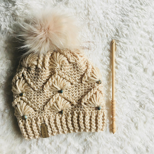 Ravelry: Diamonds and Pearls Hat pattern by Viktoria Gogolak